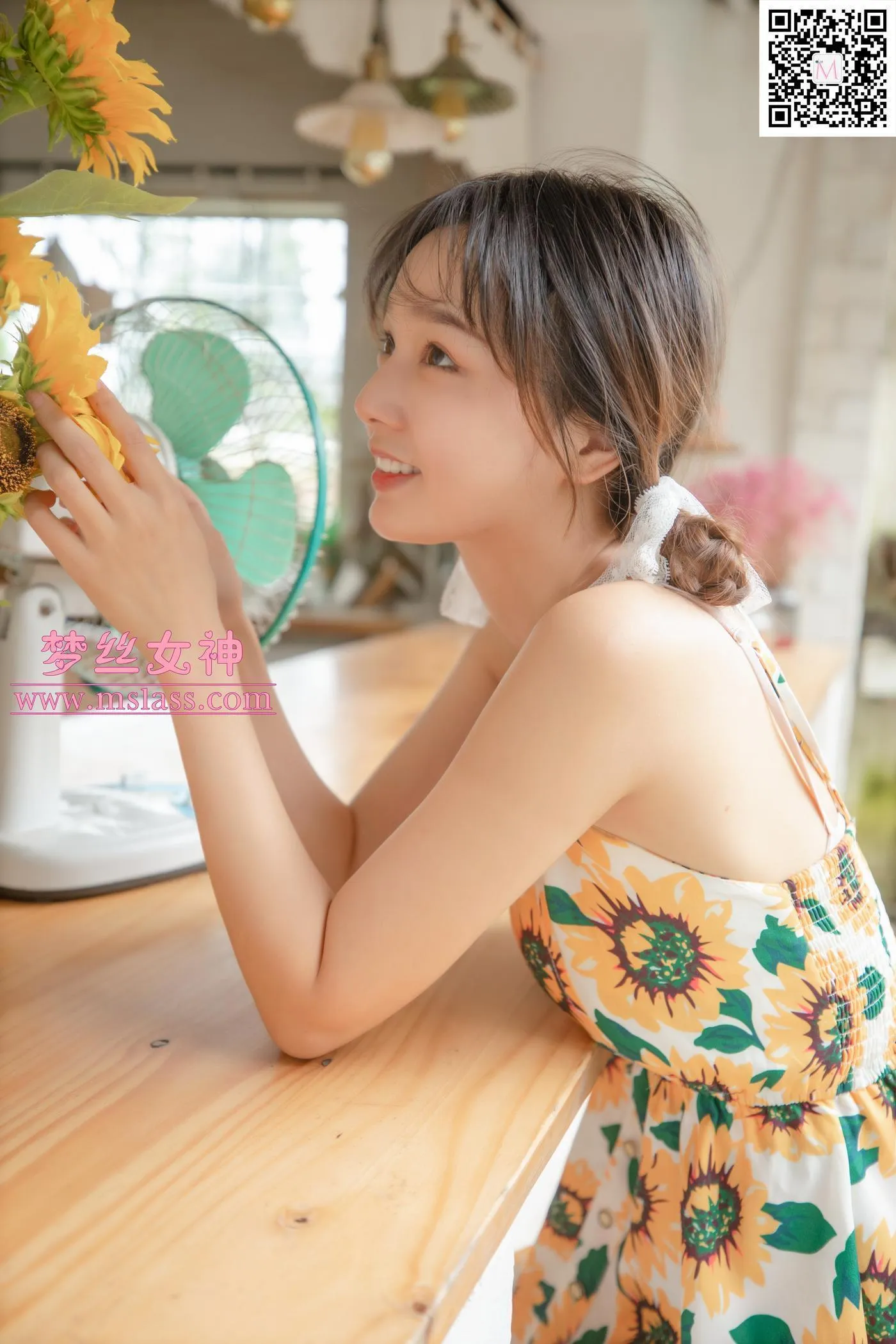 [MSLASS梦丝女神] 2020.09.14 NO.125 玥玥 村落 [55P]插图